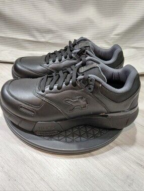 NEW KURU Women Kinetic 2 Triple Black Anti Slip Orthopedic Sneakers SIZE 9.5WIDE
